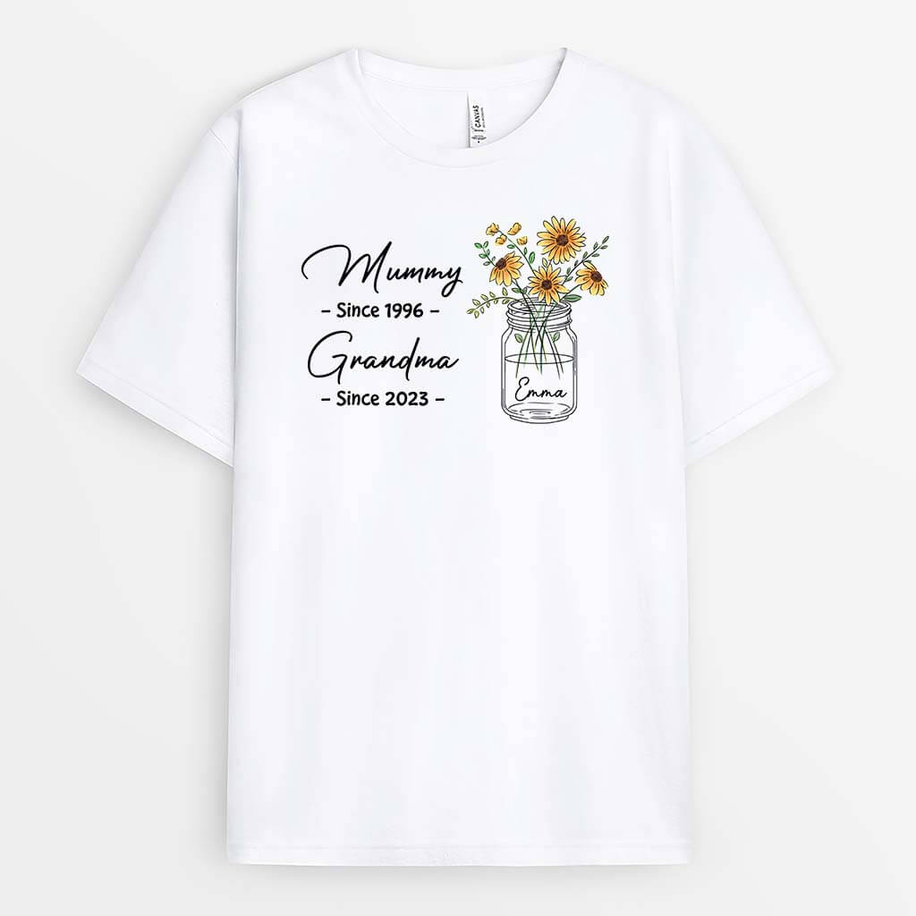 Personalised Mum And Grandma Since T-shirt