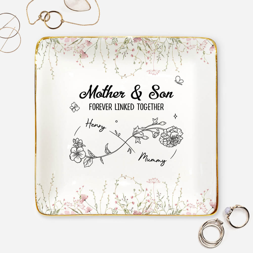 39192UK1 personalised mother and daughter forever linked together jewellery dish 391925K3A_a941cb92 b6f4 4b16 affb bb8ee9359c32
