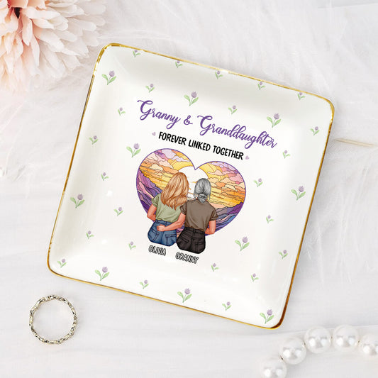 39642UK2 custom jewelry dish best mom gifts from daughter 396425L5A_ec1b159b edfc 4d3e 91a0 c58c09dd94ed