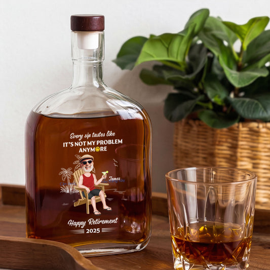 4239AUK1 personalised funny happy retirement whisky bottle for himher 4239aitv5a_2
