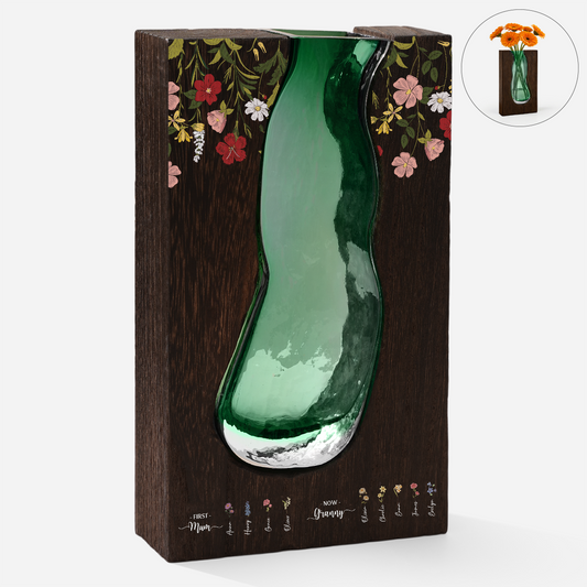 5040AUK1 personalised first mummy now granny wood and glass vase_ 5040aotfna