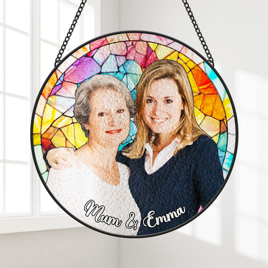 7666UUK1 personalised stained glass suncatcher with family photo for mum_ 7666u3laa_7dc3f5fa 50bd 48f4 b07e a884aa4d5567