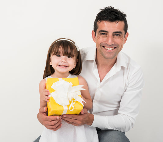 Daddy Birthday Gifts: Top Presents For Dad That Are Definitely On His Wish List