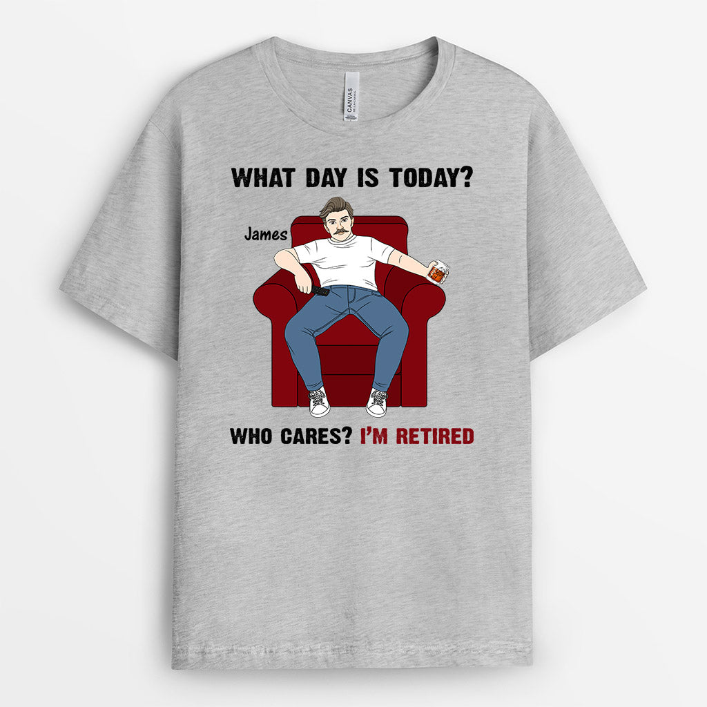 Who Cares? I'm Retired - Personalised Gifts | T-shirts for Grandad/Dad