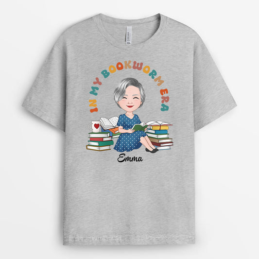 1898AUK2 personalised best in my bookworm era t shirt