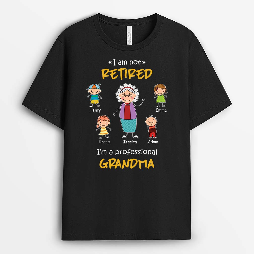 2847AUK1 im not retired t shirt  personalised present ideas for grandma_2d9a484f d70d 4ef7 9bb1 936bd3cba264