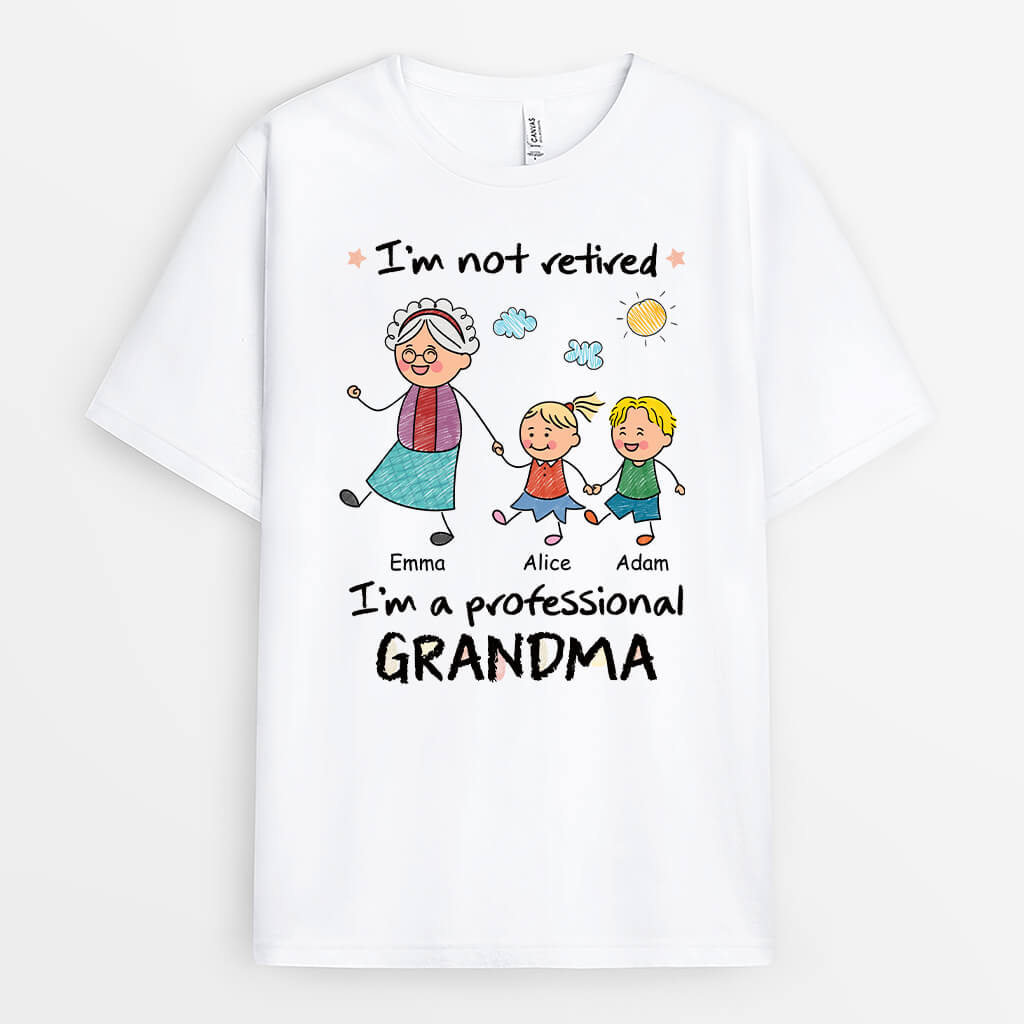 Personalised I'm Not A Professional Grandma T-Shirt