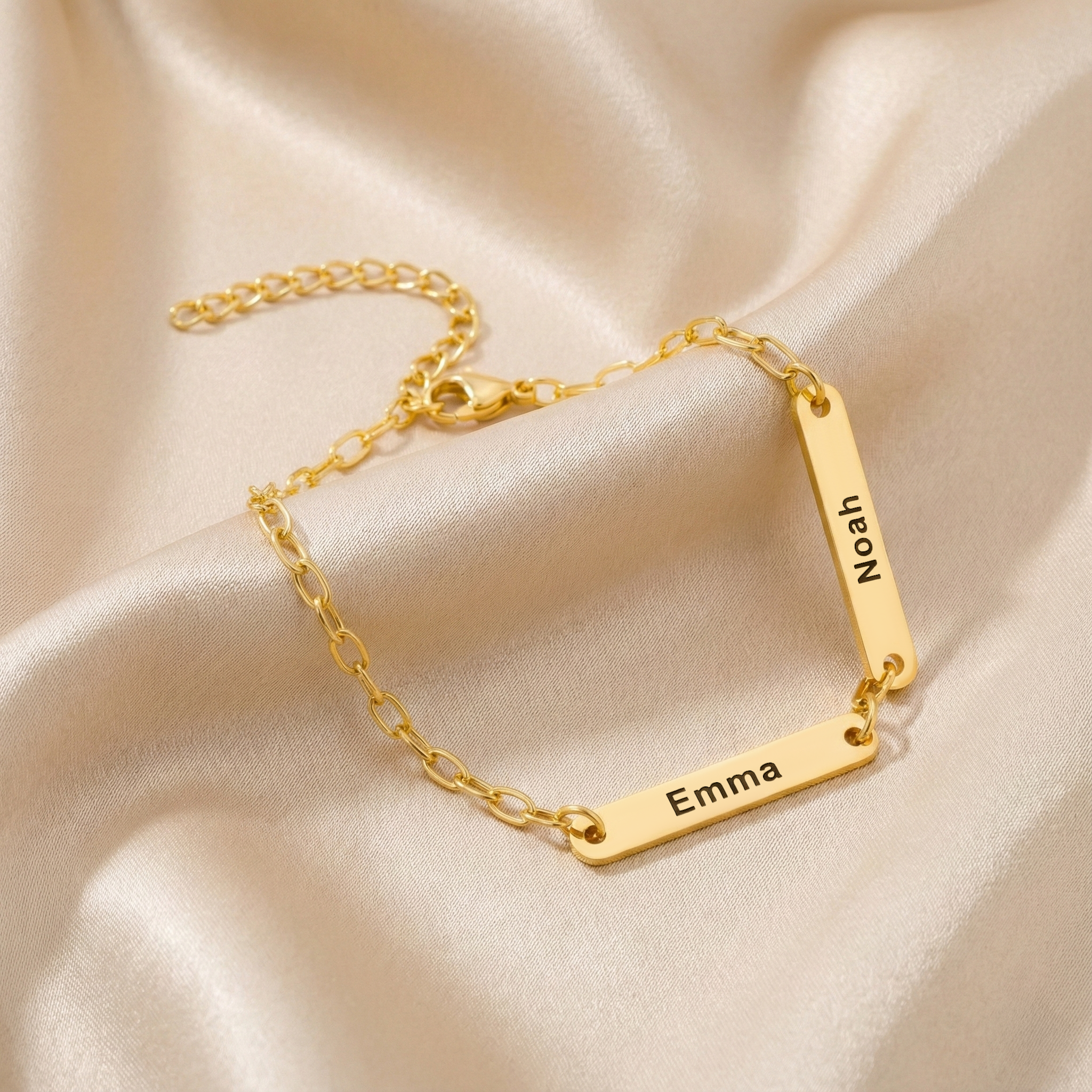 6361JUS2 custom name bar bracelet unqiue gifts for him her 6361J0Q5A