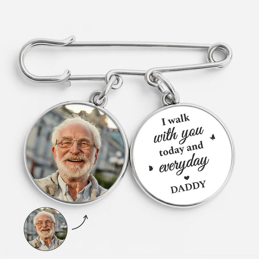 9006AUK1 personalised graduation lapel pin with photo 9006ajapas