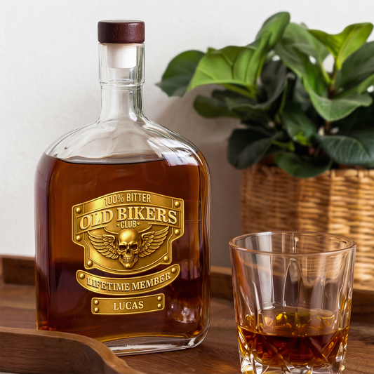 9082AUK2 3d printing effect personalised old bikers club_ whisky bottle for him 9082aiae5b_3b992f1d 770b 4790 8654 7edf484013d6