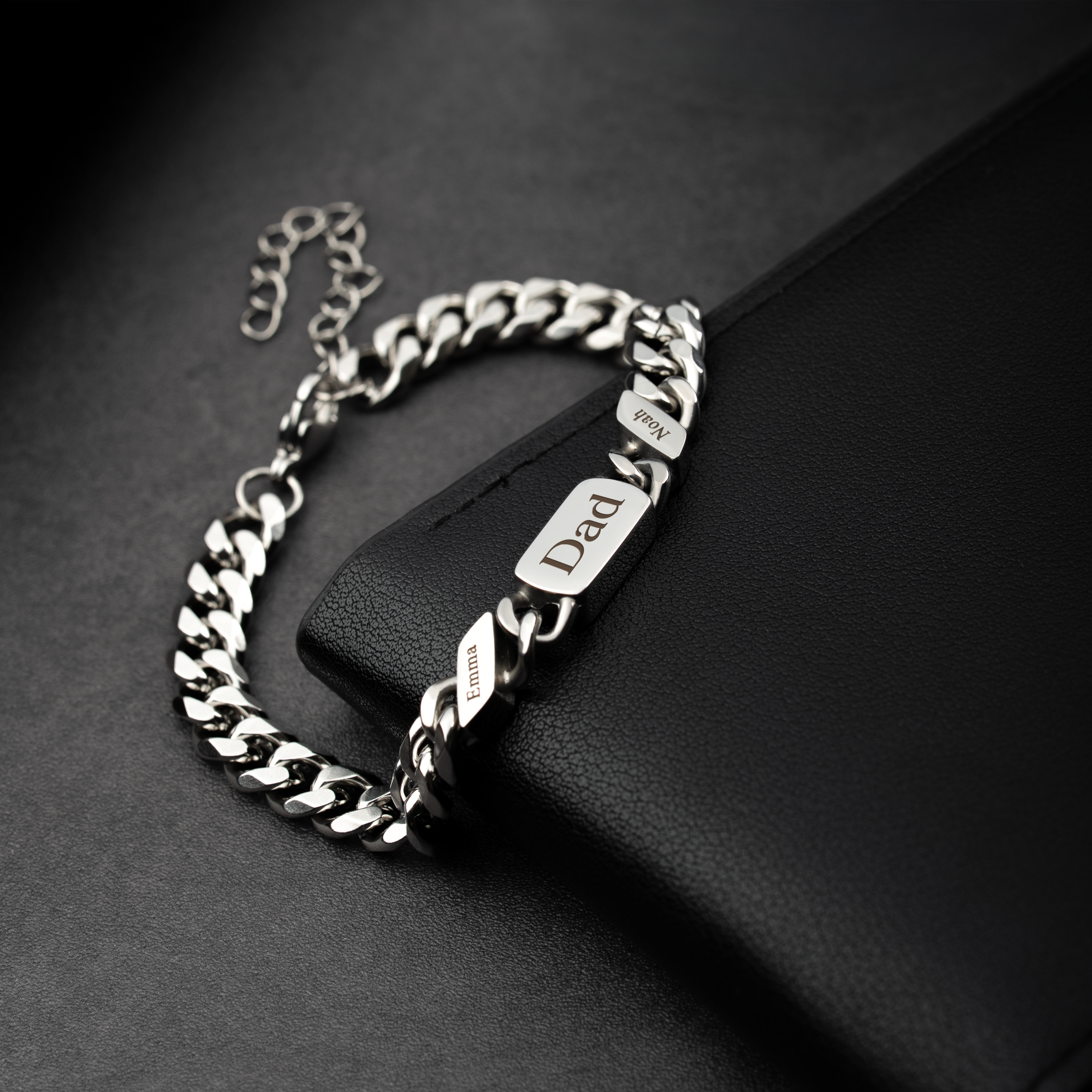 MK2_USUK_e683eee7 2dfd 4c53 b9e8 266bbe8558df