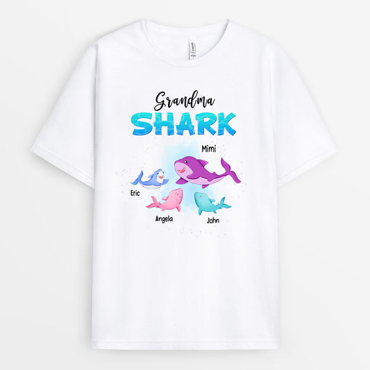 0153AUK1 Customised T shirts presents Shark Grandma Mom Text