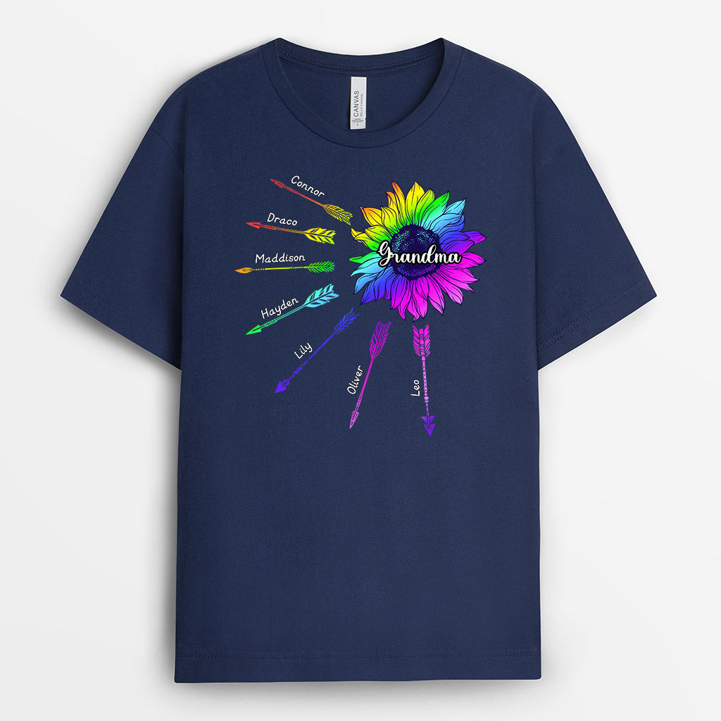Sunflower Grandma Grandkids Names - Personalised Gifts | T-shirts for Grandma/Mom