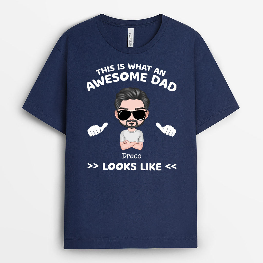This Is What An Awesome Dad - Personalised Gifts | T-shirts for Grandpa/Dad